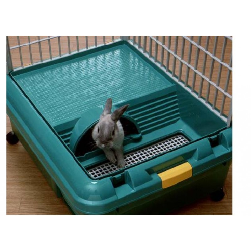 Perspex rabbit pen top